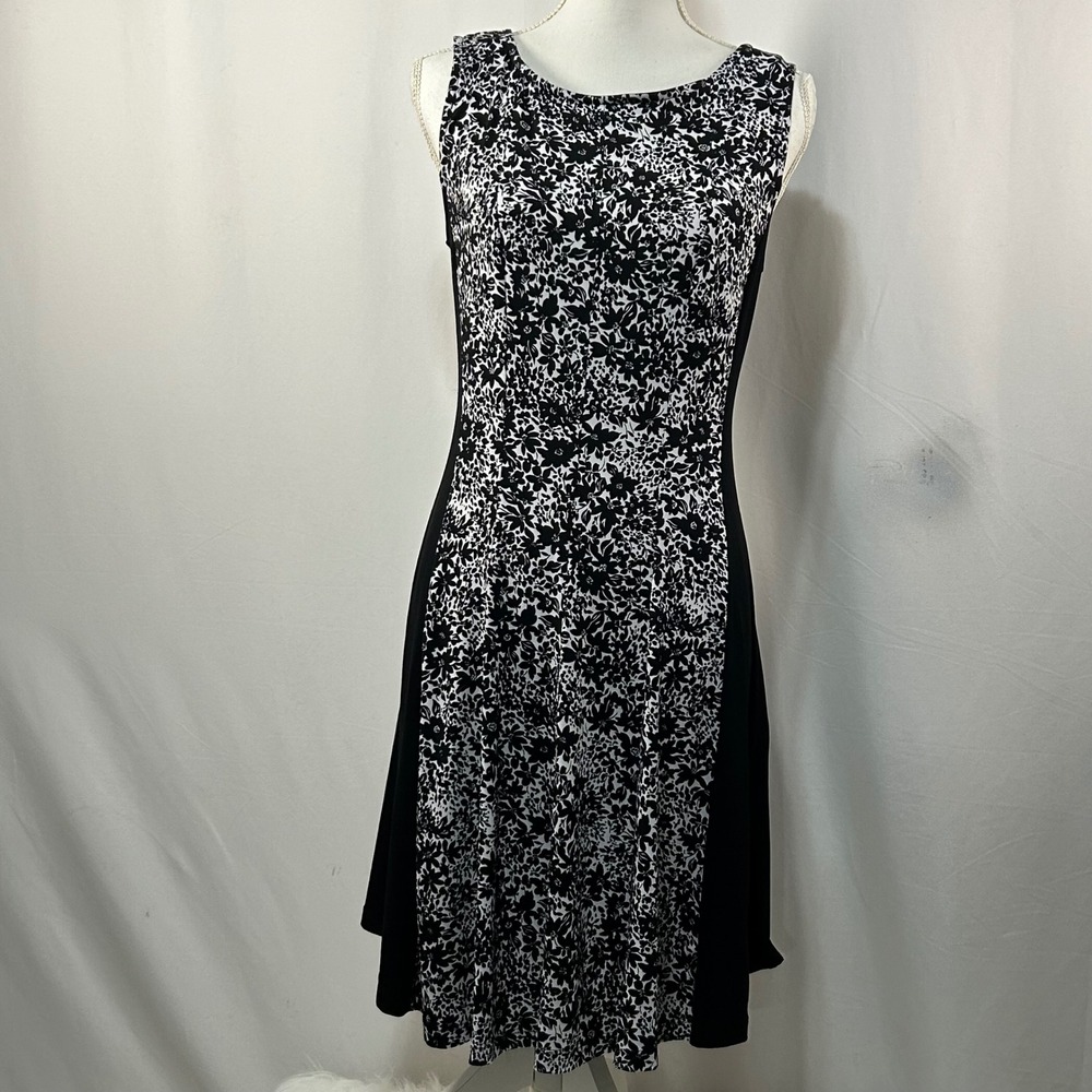 Connected‎ Apparel Black White Floral Sleeveless Party Cocktail Dress